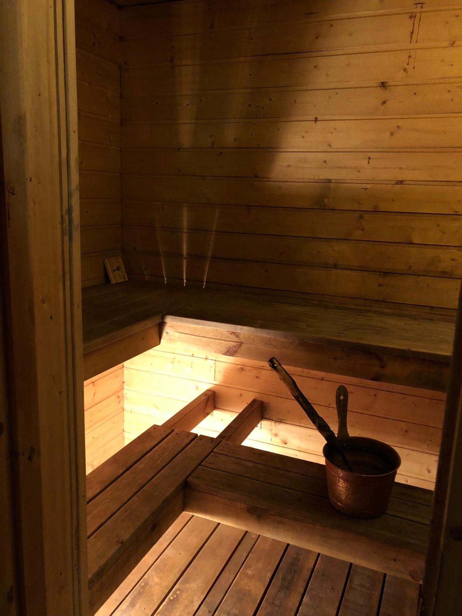 פארנו Mooni Cottage מראה חיצוני תמונה